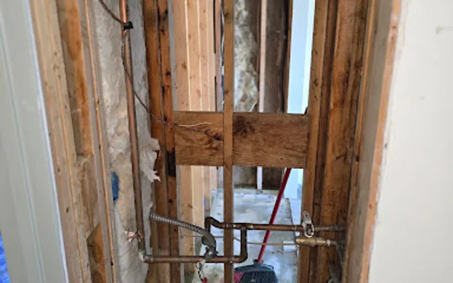Frozen Pipe Water Damage in a Spokane home